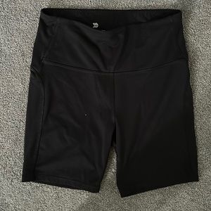 Black bike shorts.